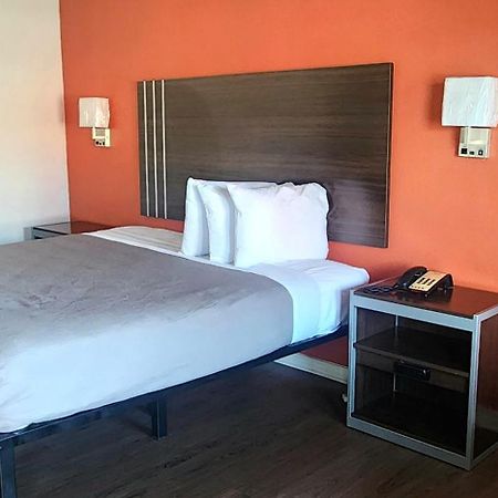 Econo Inn Lackland Afb-Seaworld San Antonio Extérieur photo